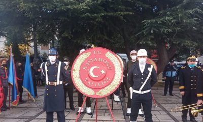 CUMHURİYET MEYDANINDA  10 KASIM  ATATÜRK’Ü ANMA  PROGRAMI GERÇEKLEŞTİRİLDİ