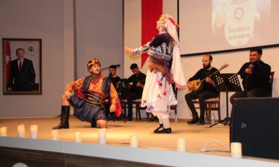 Üniversitemizde Şiir, Türkü ve  Halk Oyunları Gecesi Düzenlendi