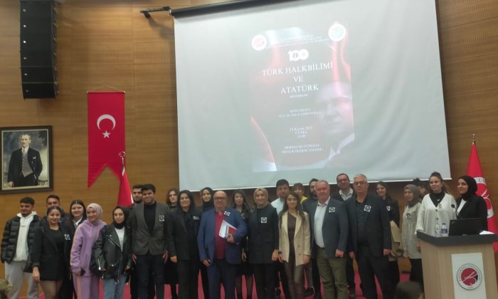 “Türk Halk Bilimi ve Atatürk” Konferansı Düzenlendi