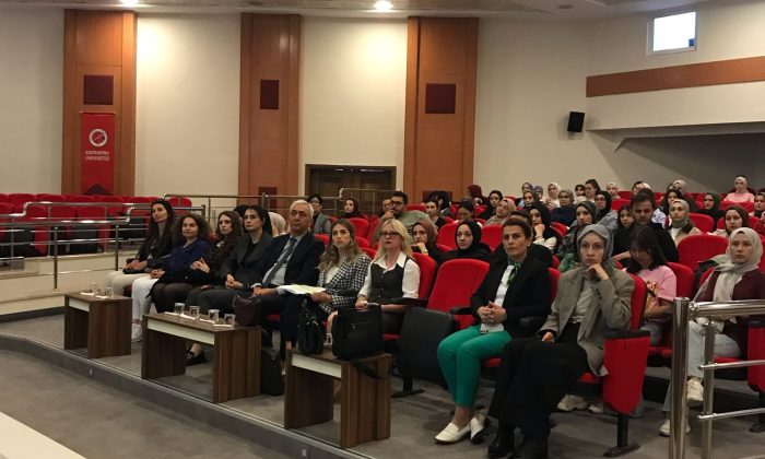 Eğitim Fakültesi’nde “Gör, Duy, Dokunma: Çocuk İstismarına Sessiz Kalma!” Konferansı Gerçekleştirildi