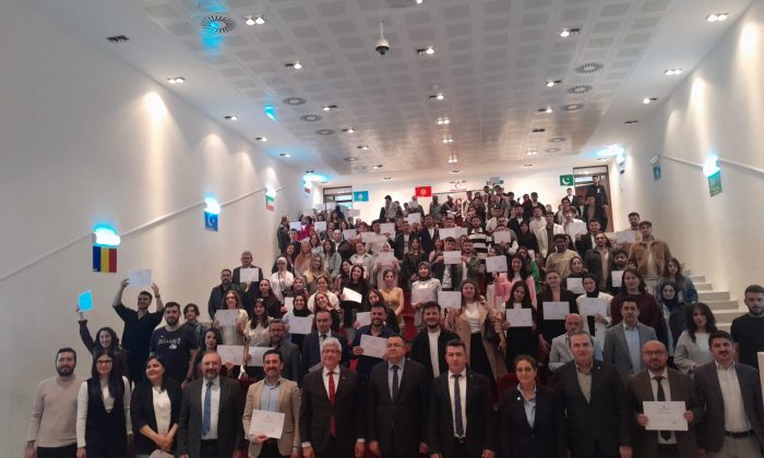 İktisadi ve İdari Bilimler Fakültesi 2025-1 Proje Ödül Töreni Gerçekleştirildi