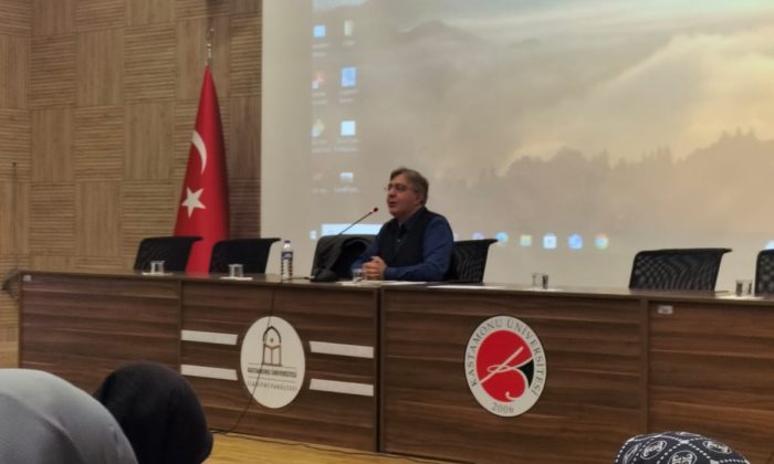 İlahiyat Fakültesi’nde “İslam Düşüncesinde Tartışma Gelenekleri” Semineri Gerçekleştirildi