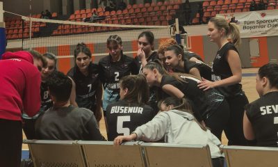 Fakülteler Arası Voleybol Turnuvası’nda İLEF Rüzgarı Esti