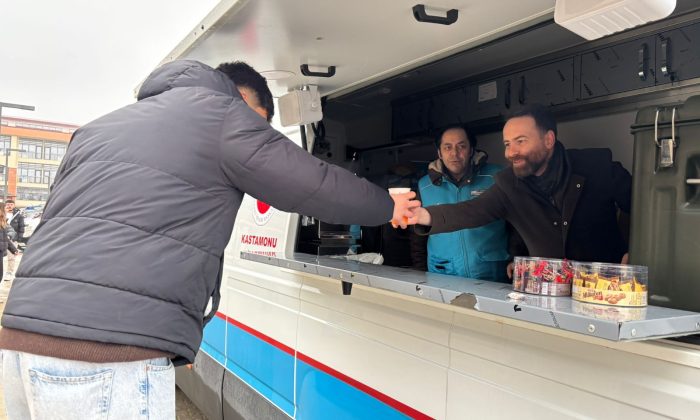 Türkiye Diyanet Vakfı’ndan Kastamonu Üniversitesi’nde Öğrencilere Sıcak İkram