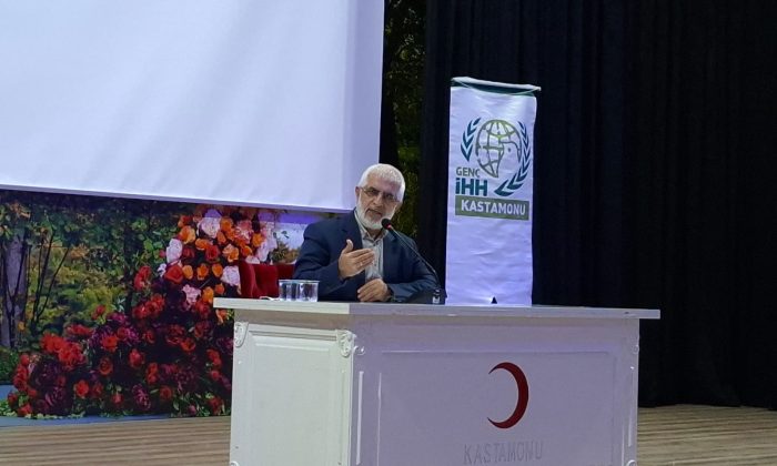 Kimlik İnşası Konferansı Yoğun Katılımla Gerçekleşti