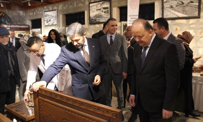 Gelenekten Geleceğe Ahşap Sanatı Paneli ve Sergisi