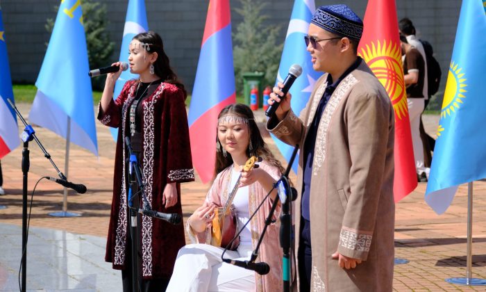 <strong>Perayaan Nevruz Satukan Keberagaman Budaya di Turki</strong>