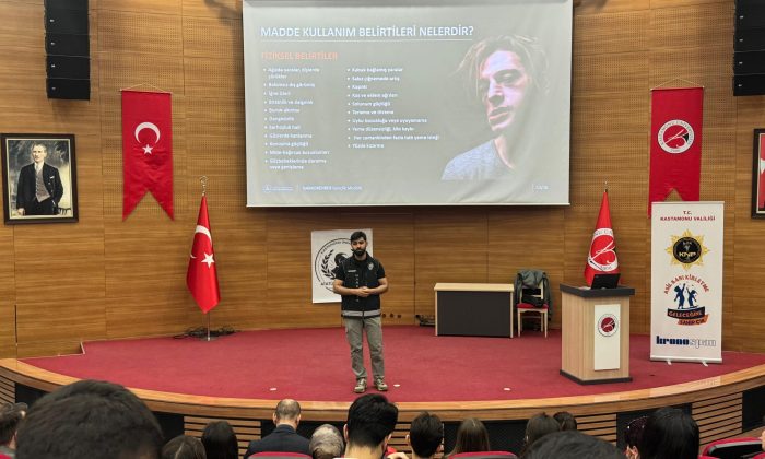 <strong>Kastamonu Üniversitesi’nde Bağımlılıkla Mücadele Farkındalık Eğitimi Verildi</strong>