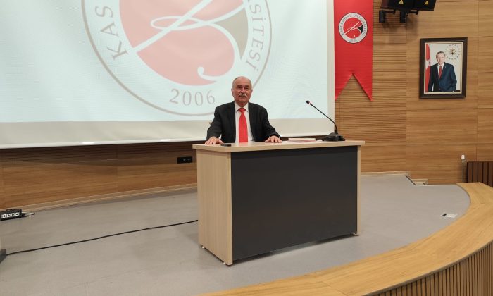 Kastamonu Üniversitesi’nde “Türk İslam Düşüncesinin Batı Dünyasına Etkileri” Konferansı